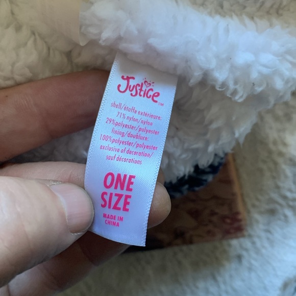 Justice Dog Toboggan hat EUC - Picture 5 of 6